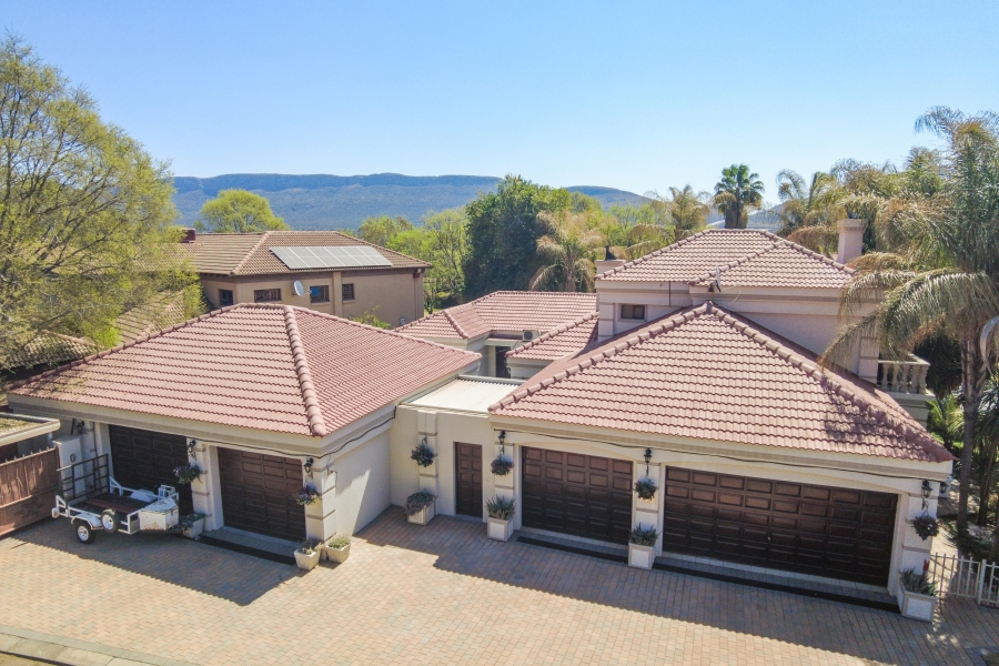 3 Bedroom Property for Sale in WestLake Country Safari Estate North West